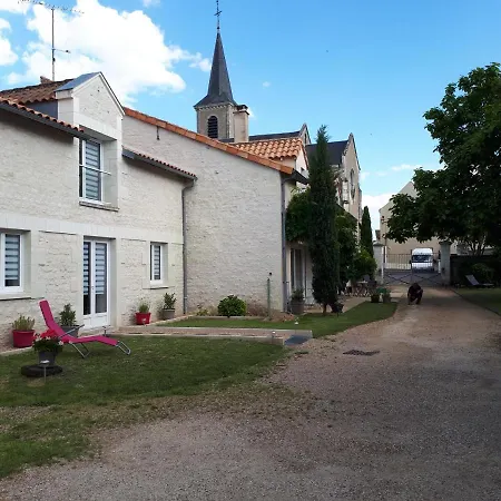 Amanala Poitou Saint-Genest-d'Ambiere