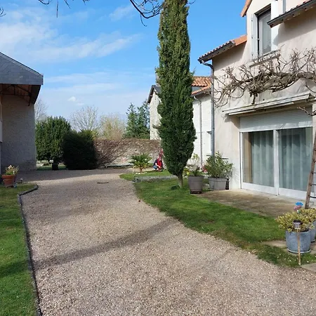 Apartment Amanala Poitou *